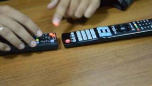 Universal-Smart-Remote-Controller-With-nastroyka-300x169.jpg