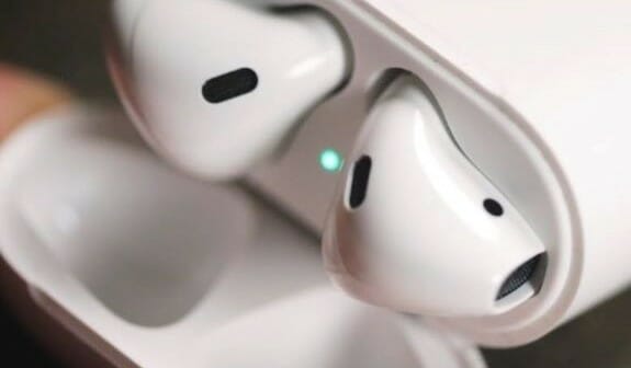 apple-airpods.jpg