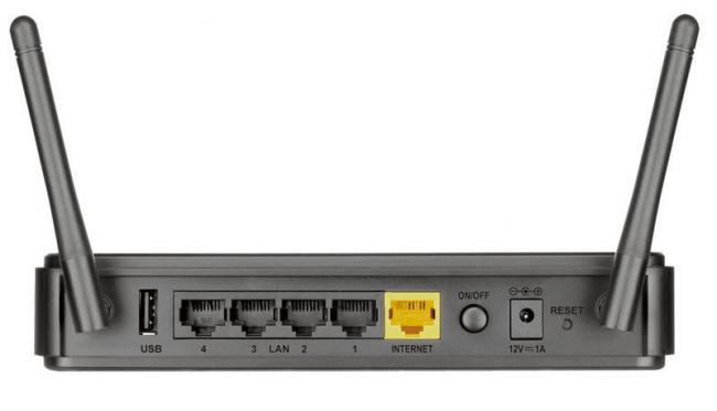 Zadnyaya-panel-routera-D-Link.png