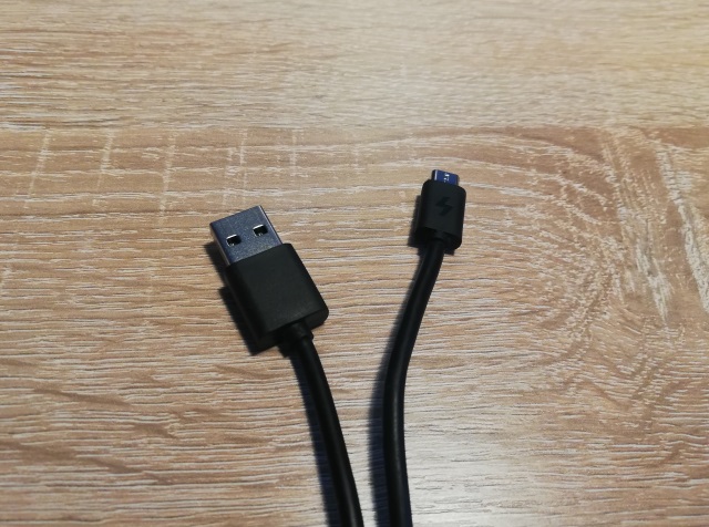 kak-podklyuchit-smartfon-samsung-k-kompyuteru-po-usb-kabelyu1.jpg