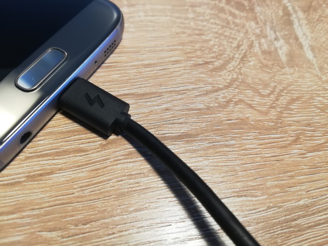 kak-podklyuchit-smartfon-samsung-k-kompyuteru-po-usb-kabelyu2.jpg