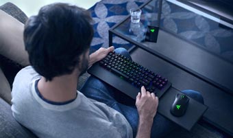 1545307553_vypuschen-razer-turret-dlya-xbox-one-rabotaet-i-s-pk.jpg.pagespeed.ce.71_uqQqH8D.jpg