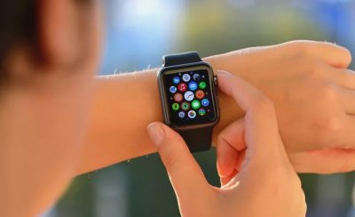 1538594639_kak-sbrosit-nastroyki-na-apple-watch-1.jpg.pagespeed.ce._81EjGqbXp.jpg